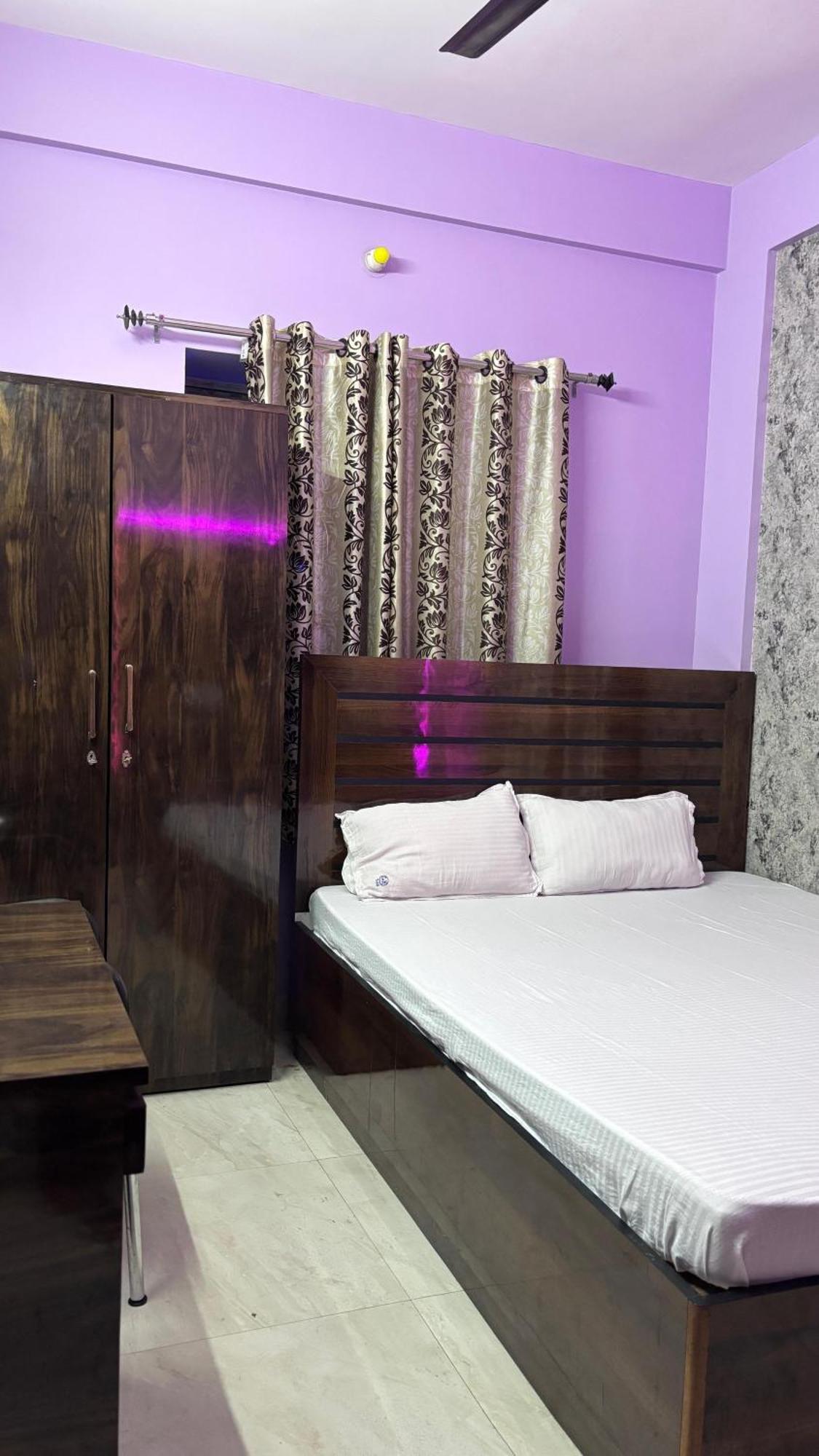 Garden Guest House Near Rene Tower Ruby General Hospital Kalkutta Exterior foto